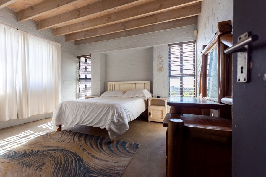 13 Bedroom Property for Sale in Olifantskop Western Cape